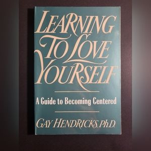 LEARNING TO LOVE YOURSELF - Book - Popular